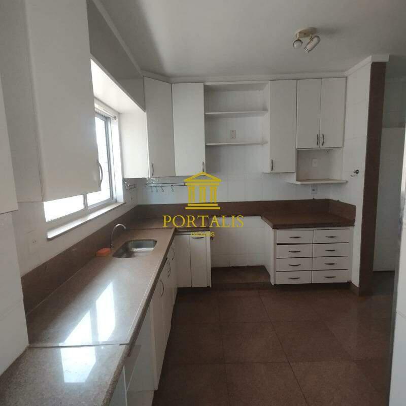Cobertura, Floresta, 3 Quartos, 2 Vagas, 1 Suíte