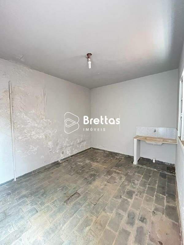 Casa, Centro, 4 Quartos, 3 Vagas, 2 Suítes