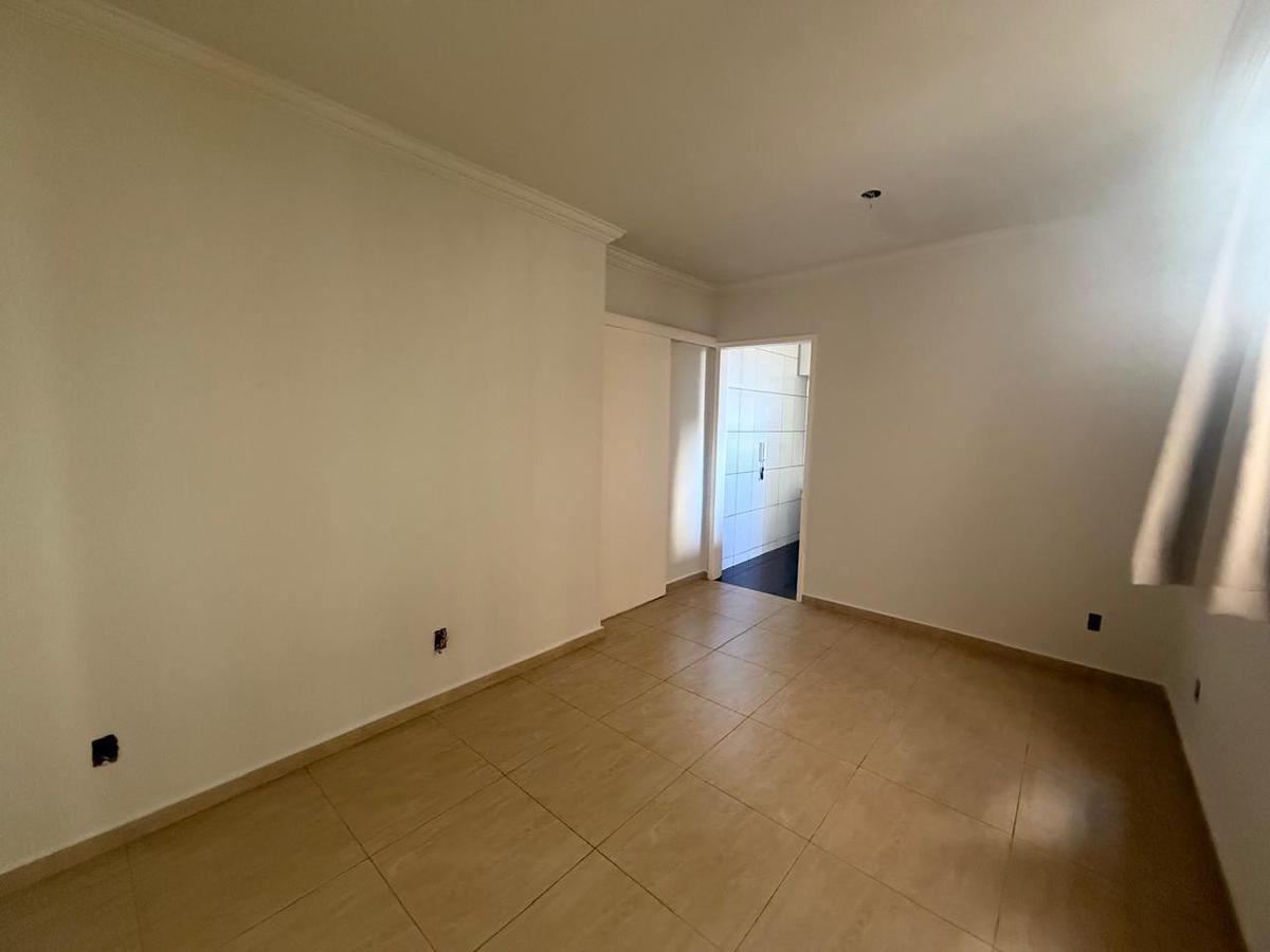 Apartamento, Santa Cruz, 2 Quartos, 1 Vaga