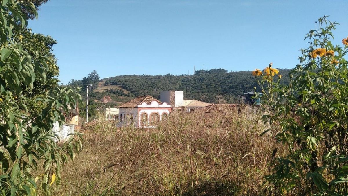 Lote, Centro, 0 Quarto, 0 Vaga