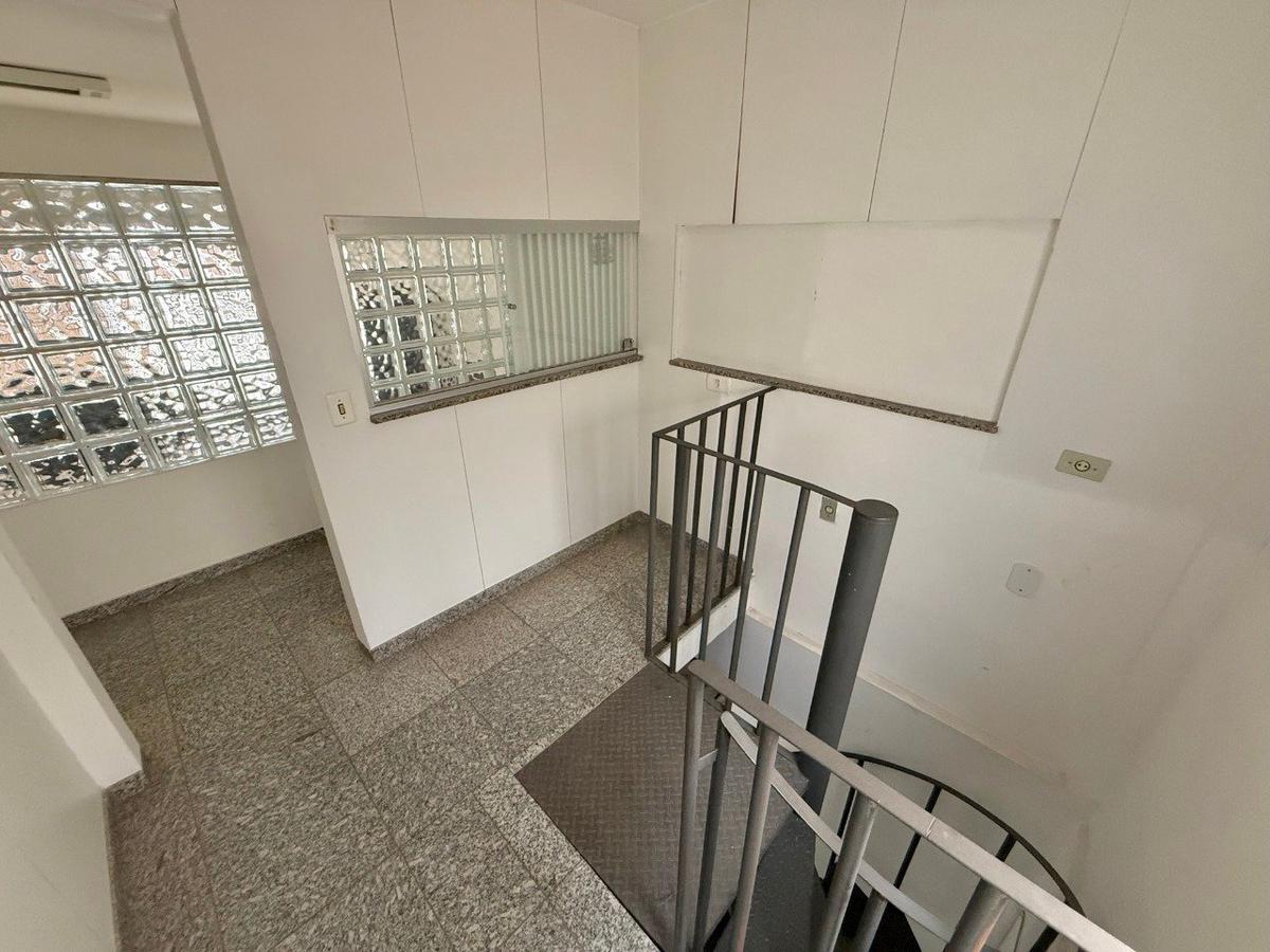 Andar, São José, 0 Quarto, 0 Vaga