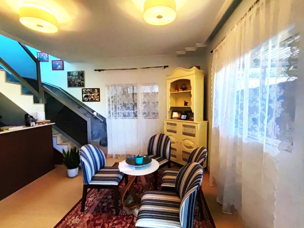 Casa, Europa, 8 Quartos, 3 Vagas, 2 Suítes