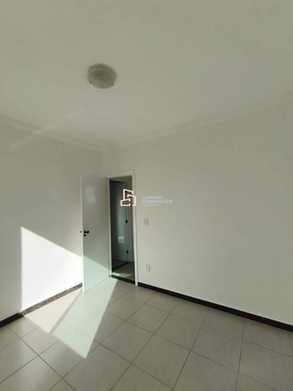Apartamento, Barreiro, 3 Quartos, 2 Vagas, 1 Suíte