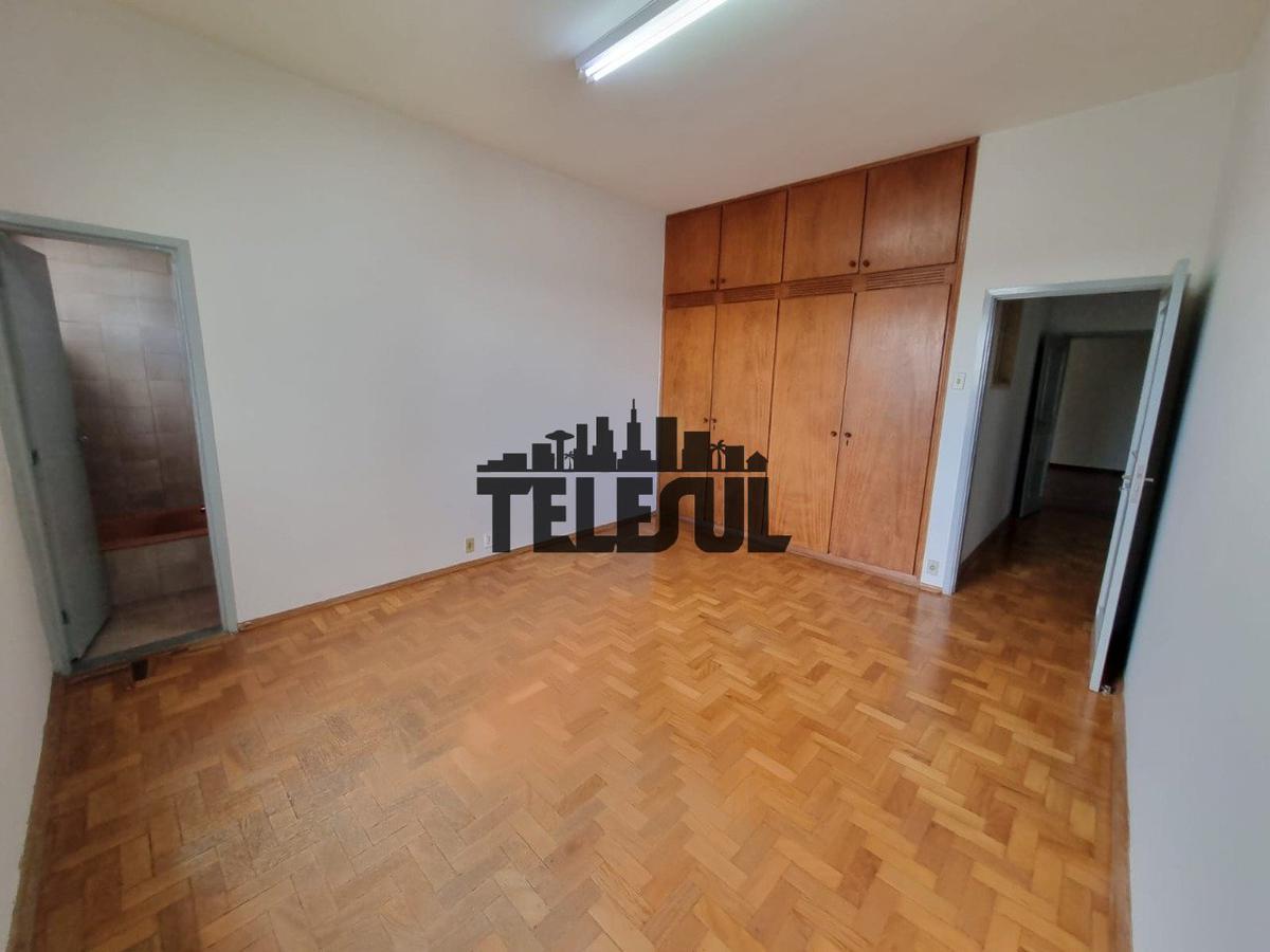 Galpão, Centro, 0 Quarto, 14 Vagas