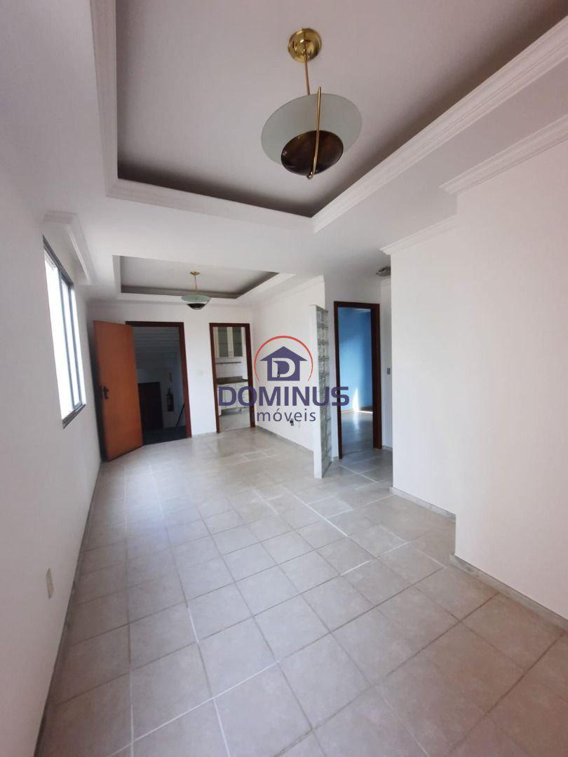 Apartamento, Floresta, 2 Quartos, 1 Vaga