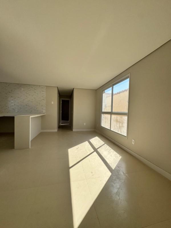 Apartamento, Sagrada Família, 2 Quartos, 2 Vagas, 1 Suíte