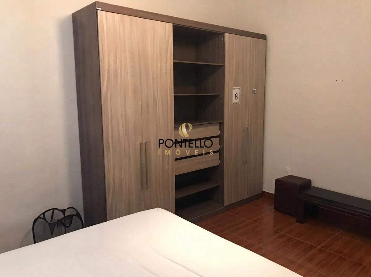 Casa, Jardim Europa, 5 Quartos, 3 Vagas, 1 Suíte