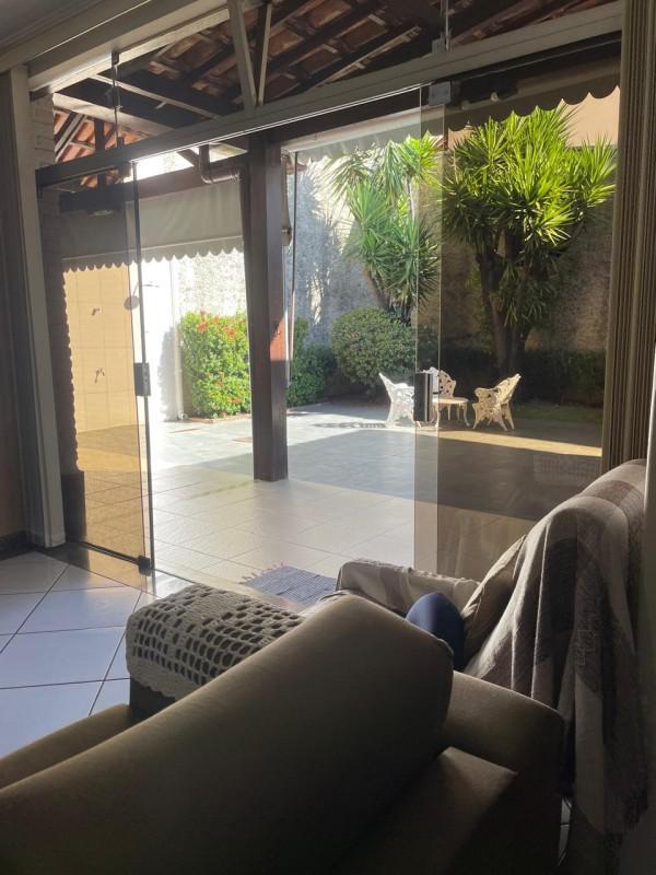 Casa, Caiçaras, 3 Quartos, 2 Vagas, 1 Suíte