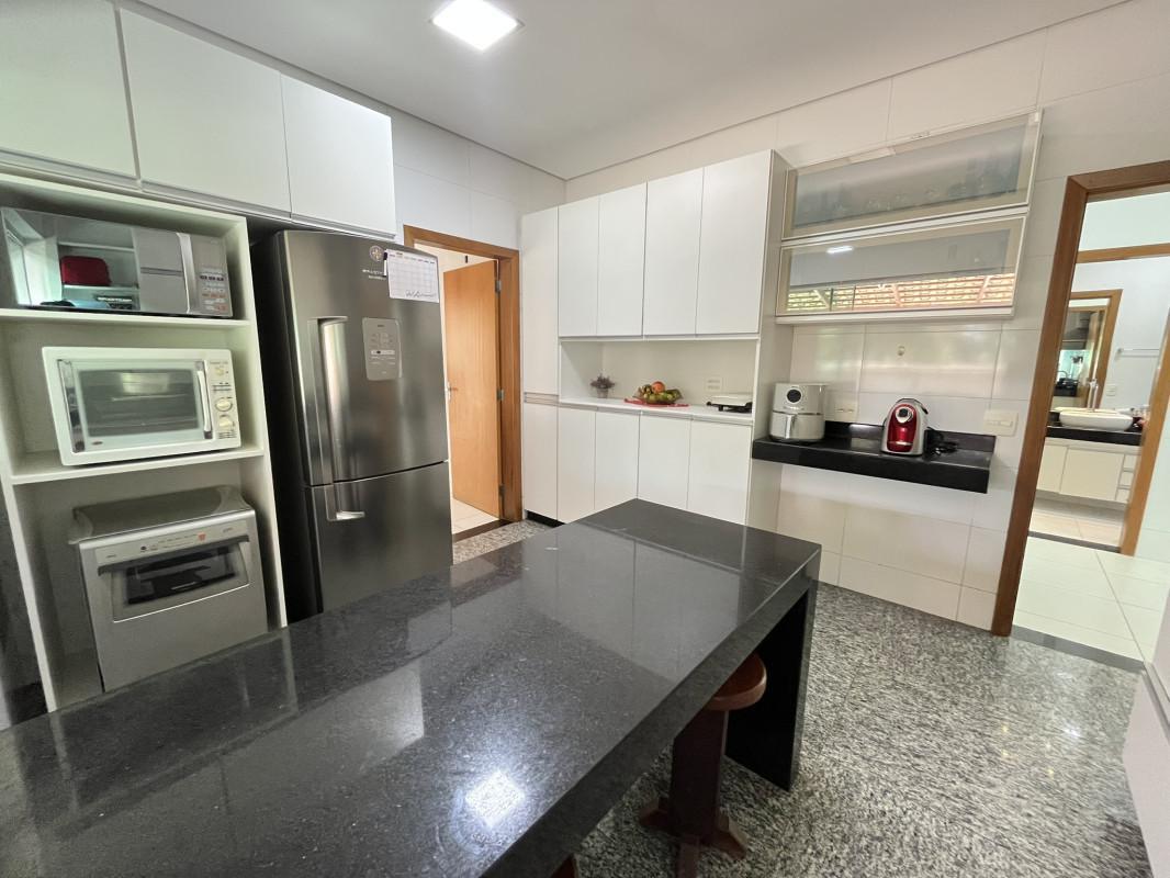 Casa, Arquipélago Verde, 4 Quartos, 6 Vagas, 1 Suíte