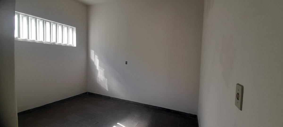 Andar, São José, 0 Quarto, 0 Vaga