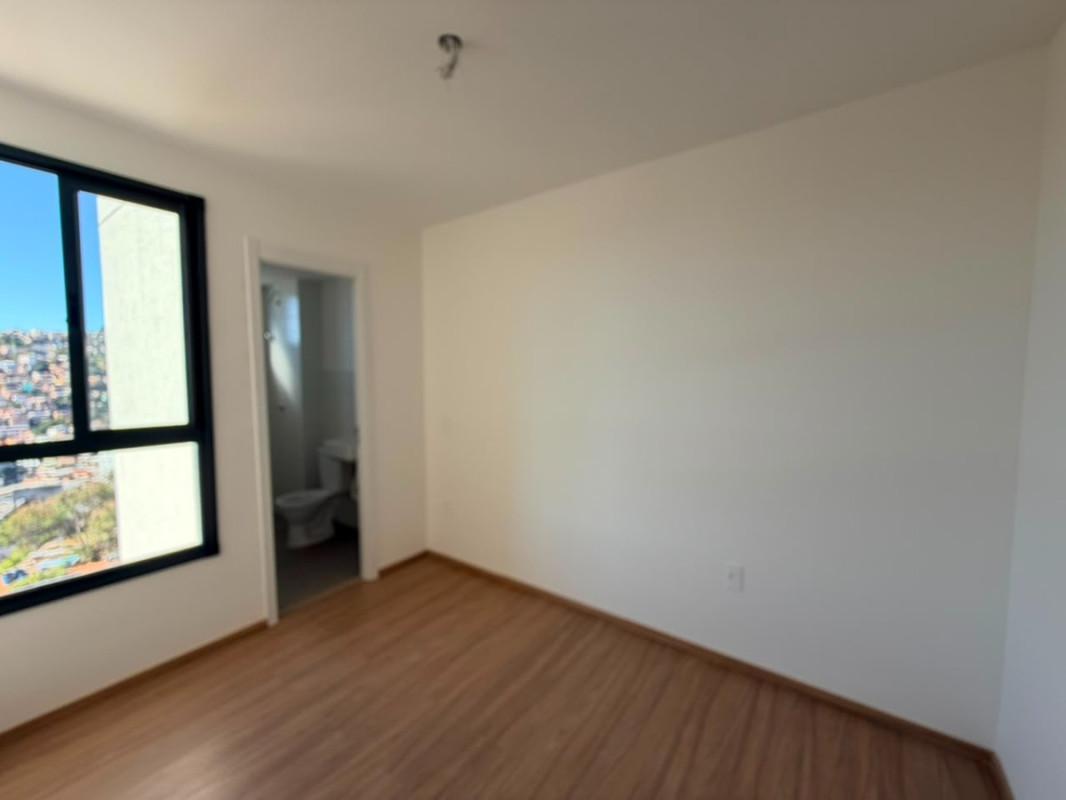 Apartamento, Estoril, 2 Quartos, 1 Vaga, 1 Suíte