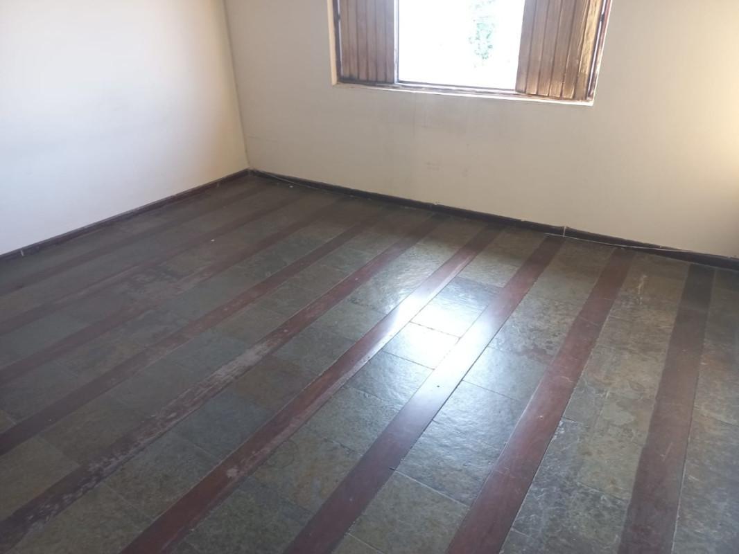 Casa, Planalto, 4 Quartos, 3 Vagas, 1 Suíte