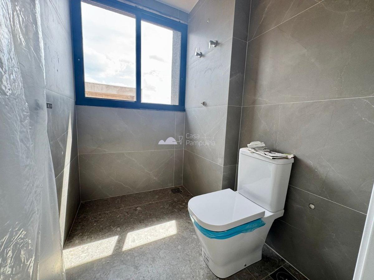 Casa, Trevo, 4 Quartos, 4 Vagas, 2 Suítes