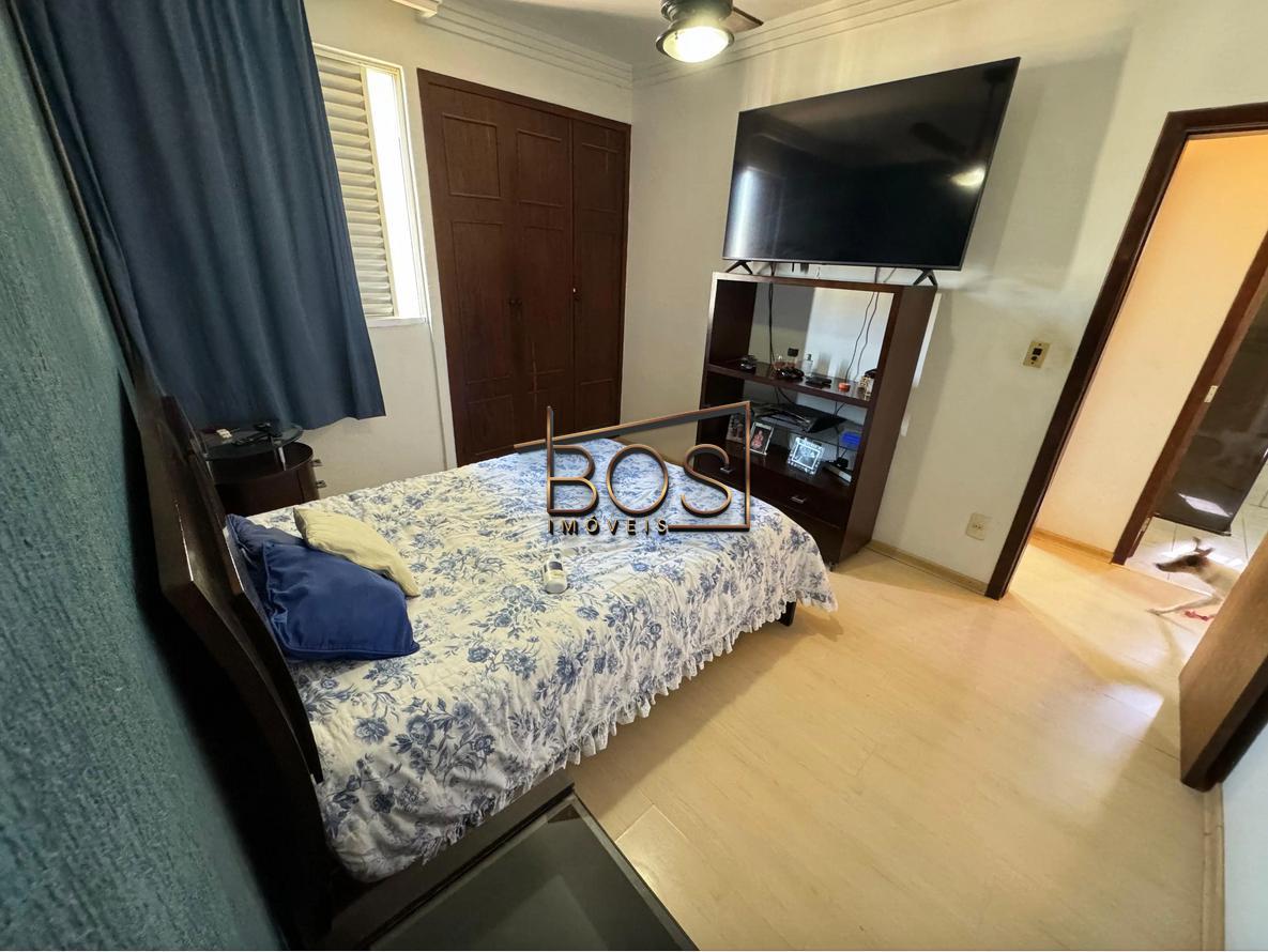 Apartamento, Sagrada Família, 3 Quartos, 2 Vagas, 1 Suíte