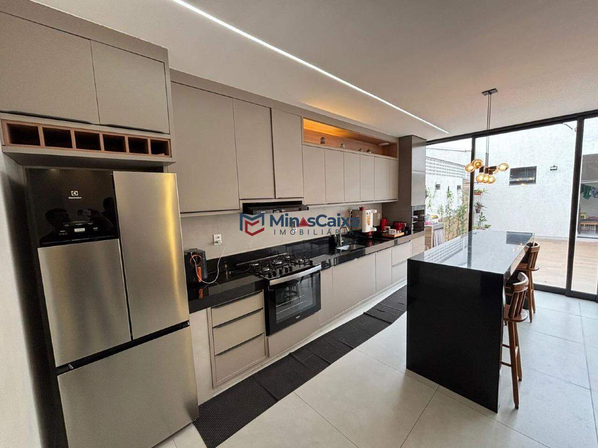 Casa, Novo Horizonte, 3 Quartos, 3 Vagas, 1 Suíte