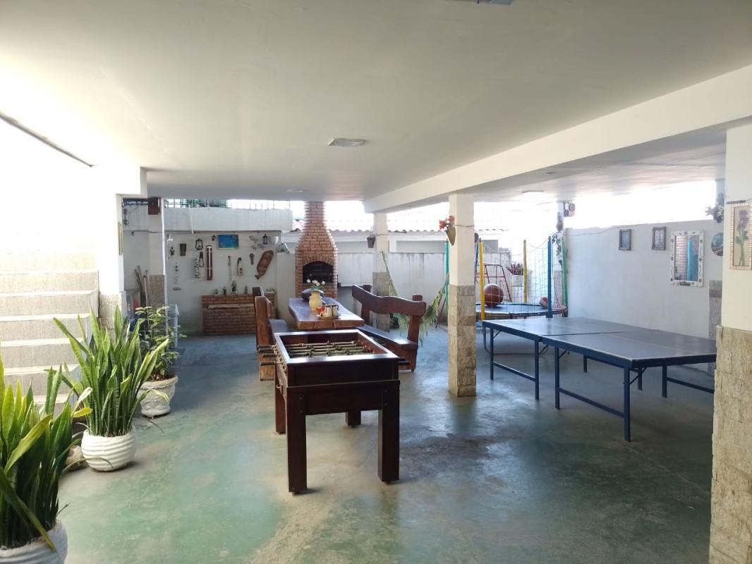 Casa, Coqueiros, 3 Quartos, 2 Vagas, 1 Suíte