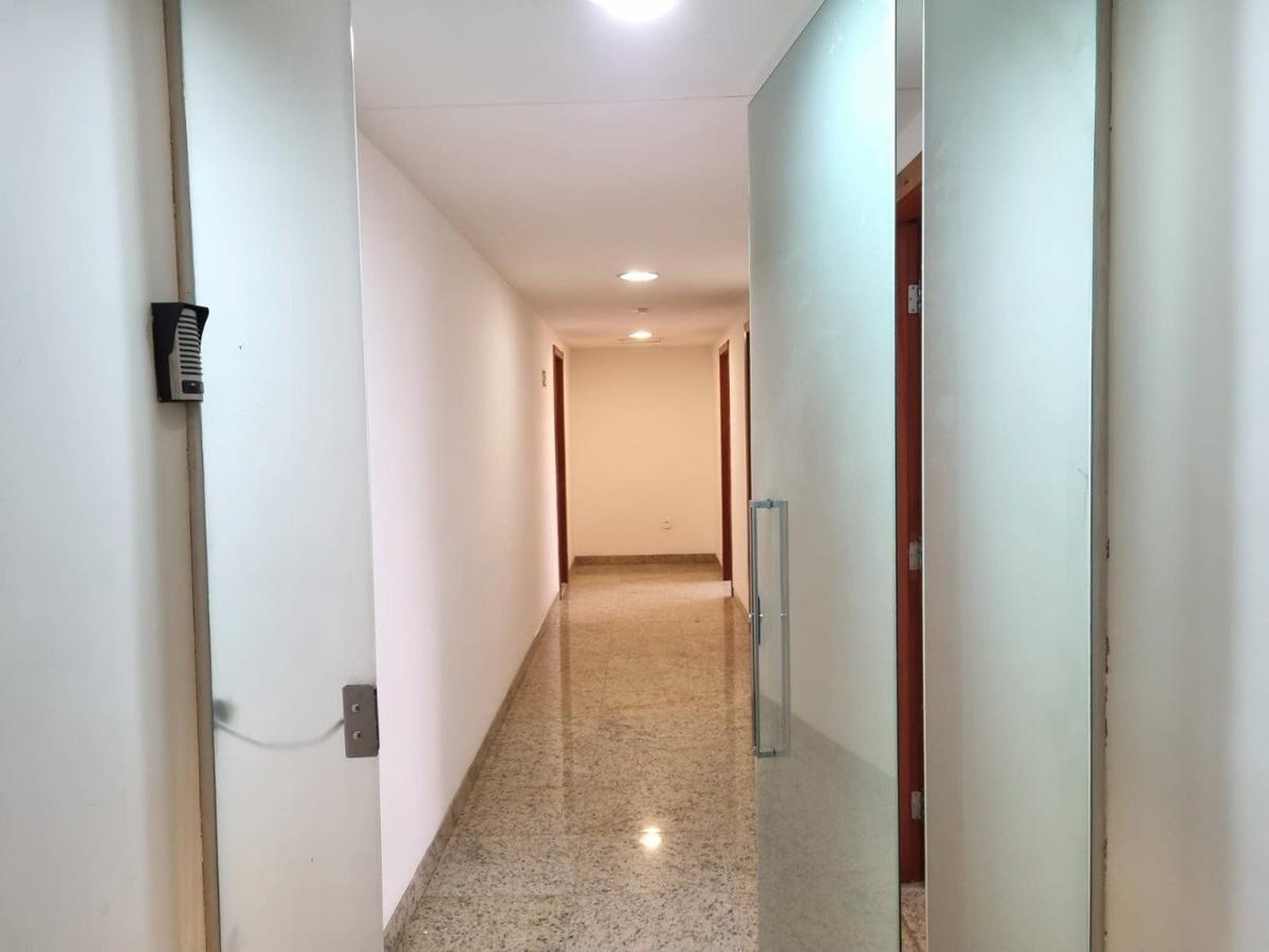 Sala, São Bento, 0 Quarto, 1 Vaga