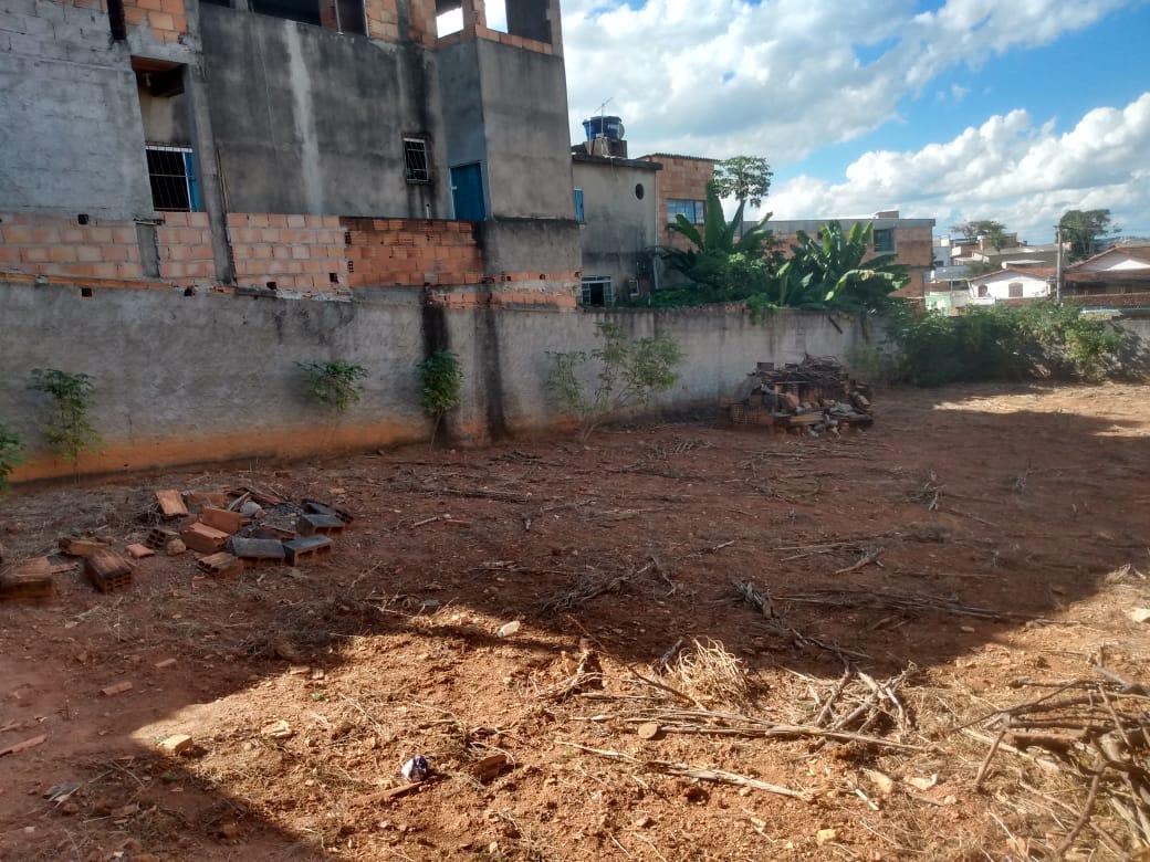 Lote, Céu Azul, 0 Quarto, 0 Vaga
