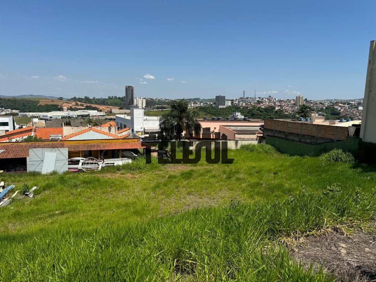 Lote, Jardim Andere, 0 Quarto, 0 Vaga