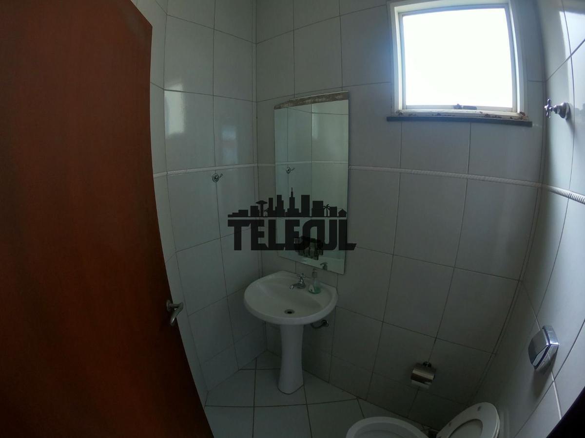 Casa, Centro, 3 Quartos, 2 Vagas, 1 Suíte