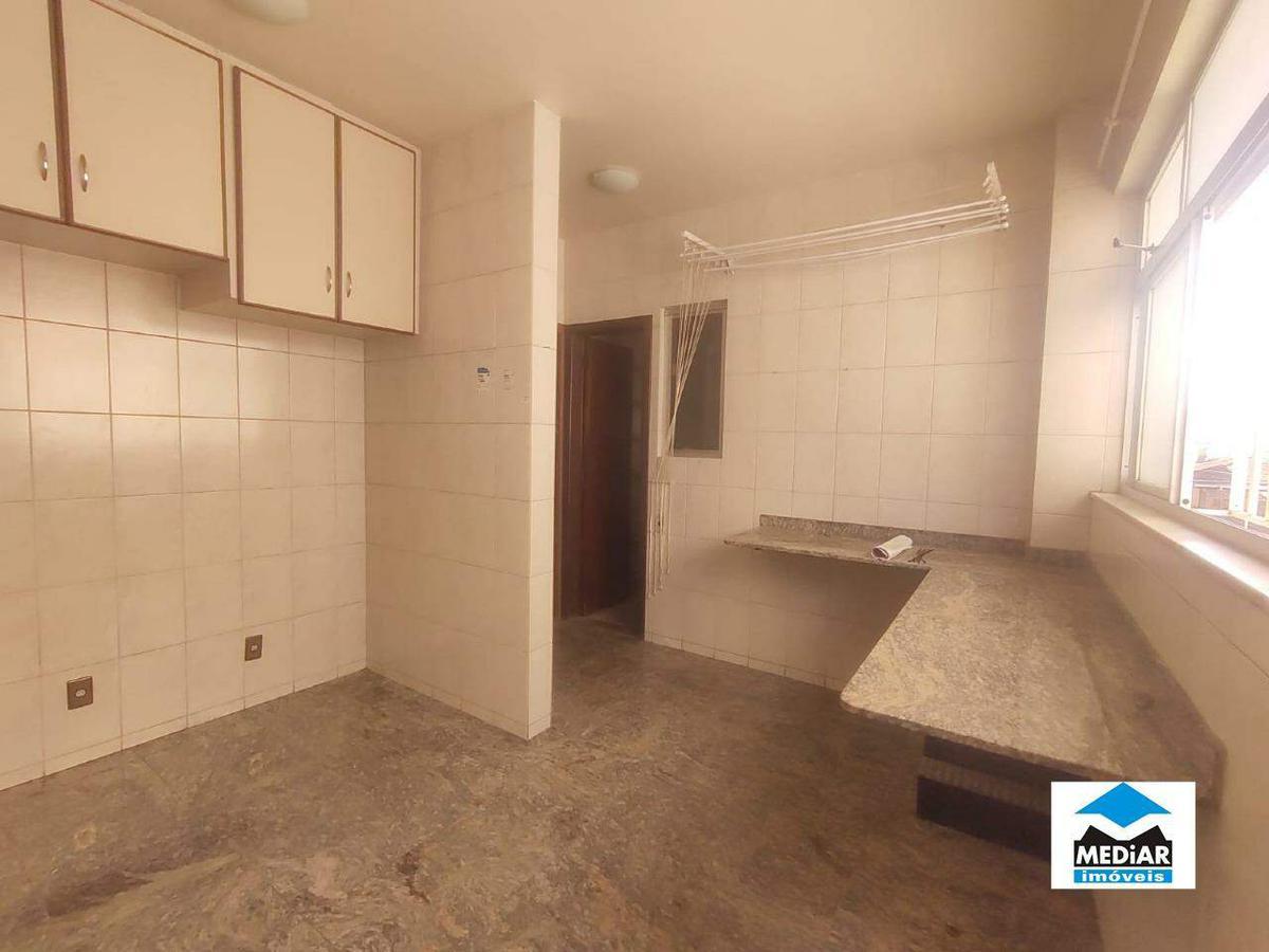Cobertura, Sagrada Família, 4 Quartos, 1 Vaga, 1 Suíte