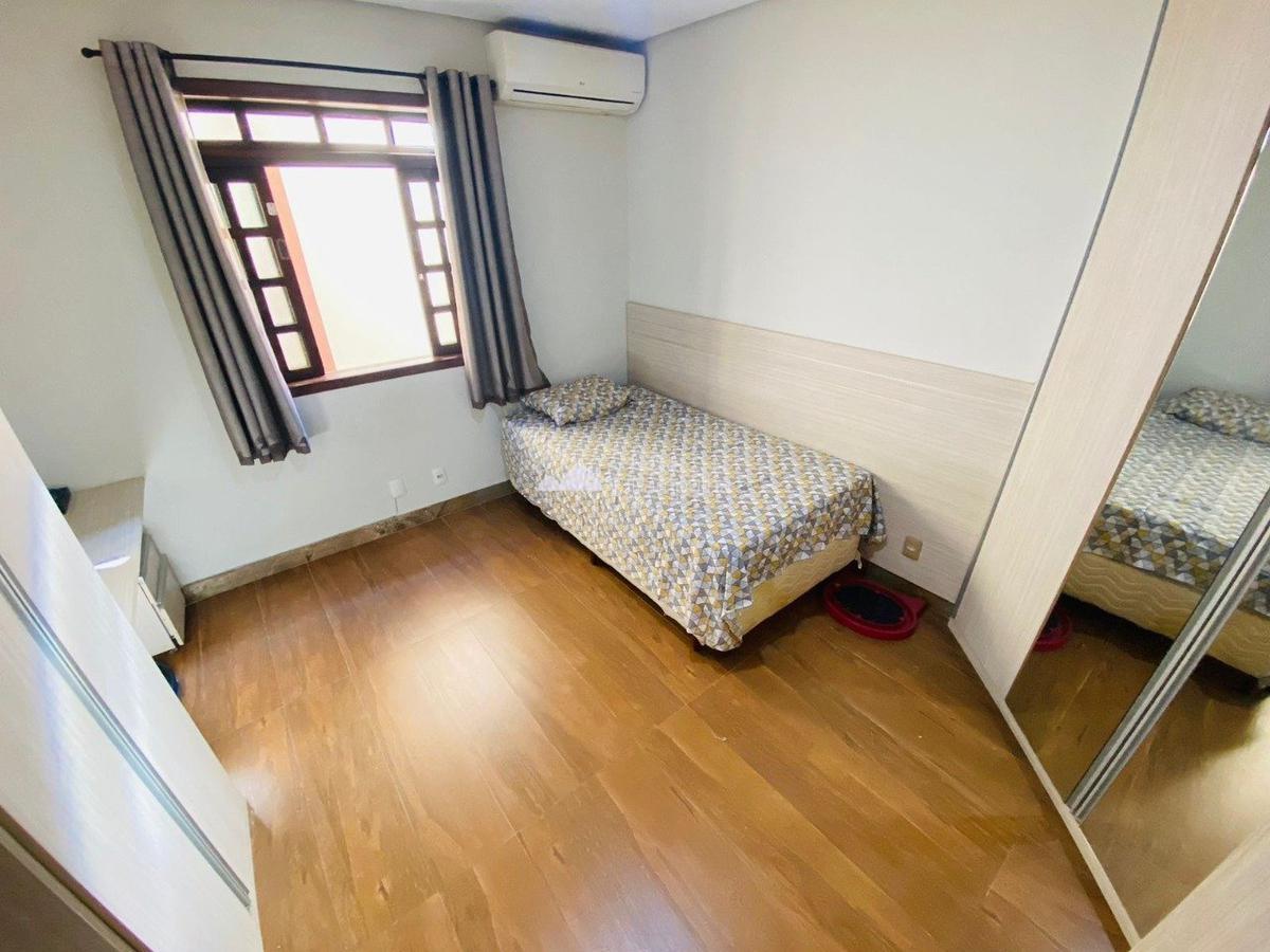 Casa, Trevo, 3 Quartos, 8 Vagas, 1 Suíte