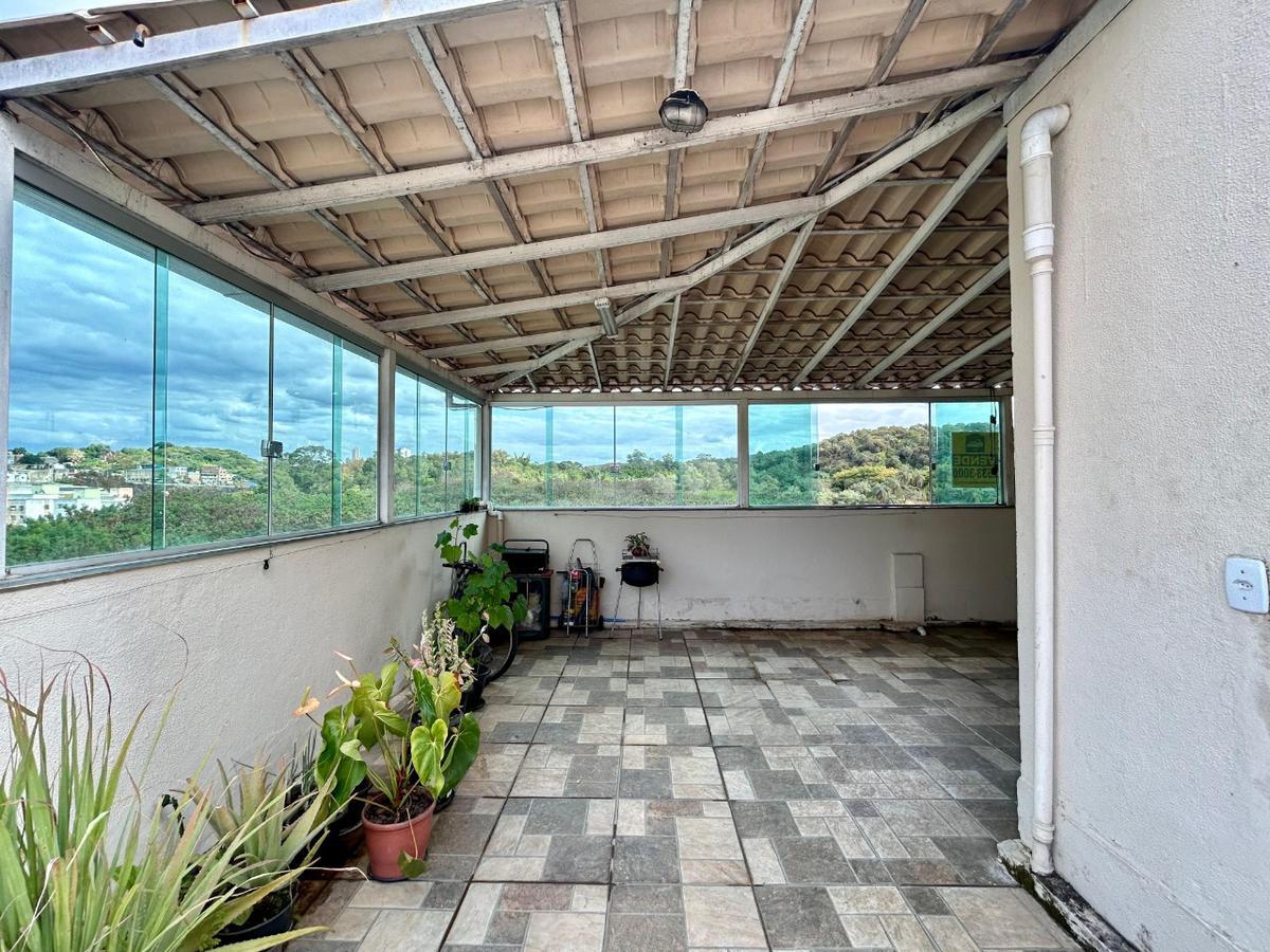 Cobertura, São Francisco, 2 Quartos, 1 Vaga