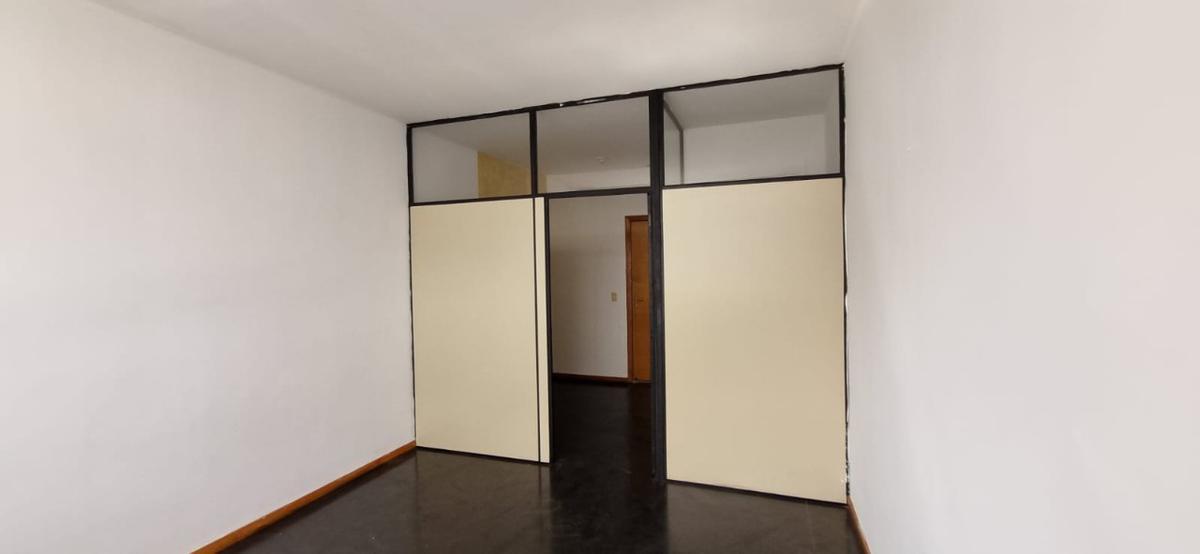 Sala, São Bento, 0 Quarto, 0 Vaga