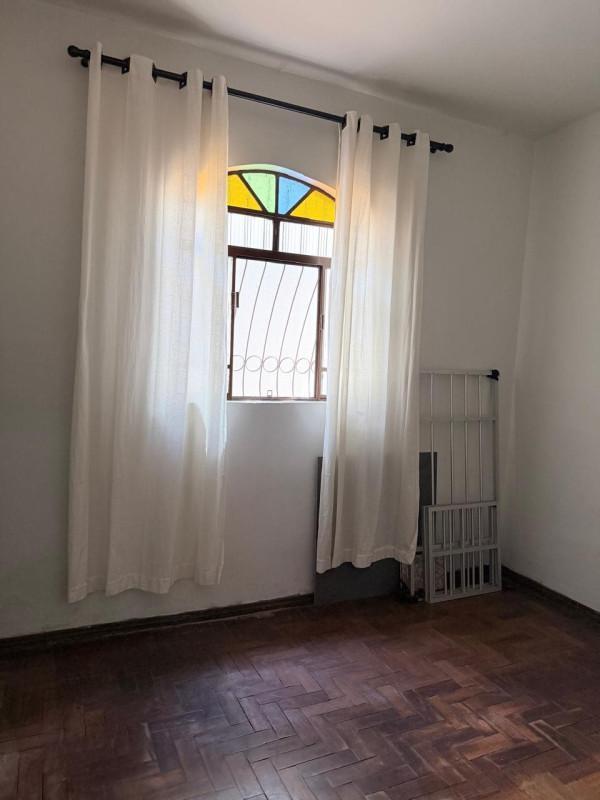 Casa, Nova Cachoeirinha, 3 Quartos, 0 Vaga, 1 Suíte