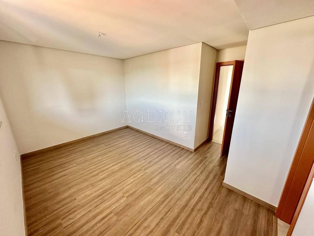 Cobertura, Serrano, 4 Quartos, 0 Vaga, 1 Suíte