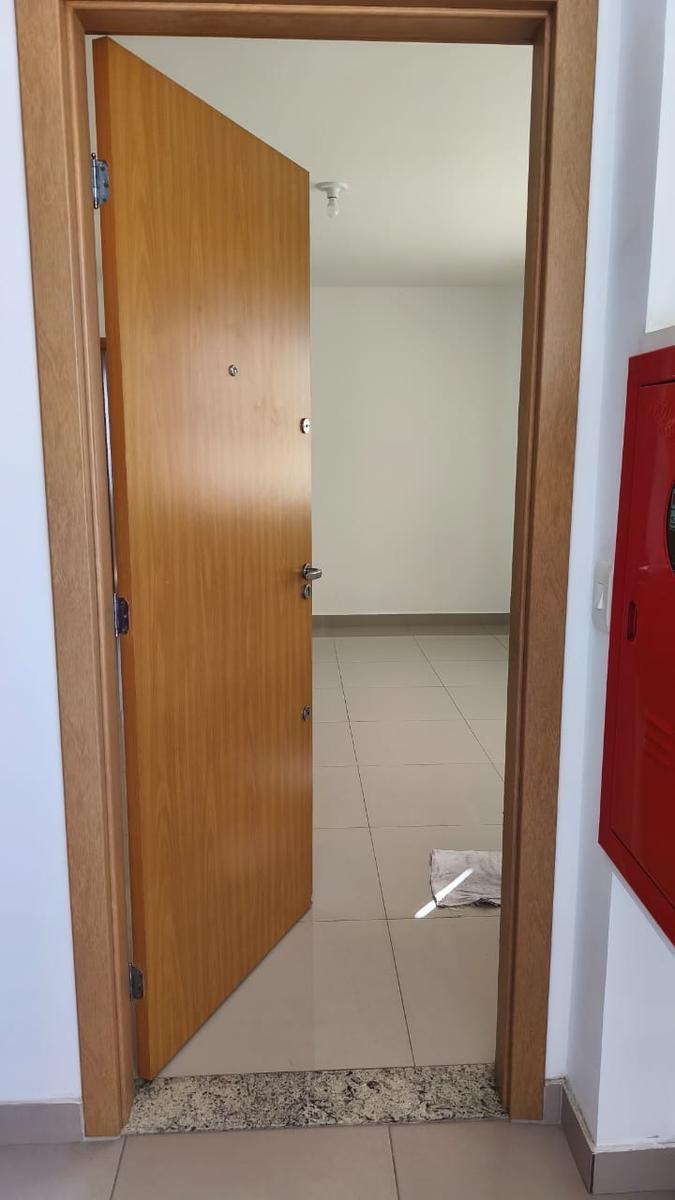 Apartamento, Sagrada Família, 3 Quartos, 2 Vagas, 1 Suíte