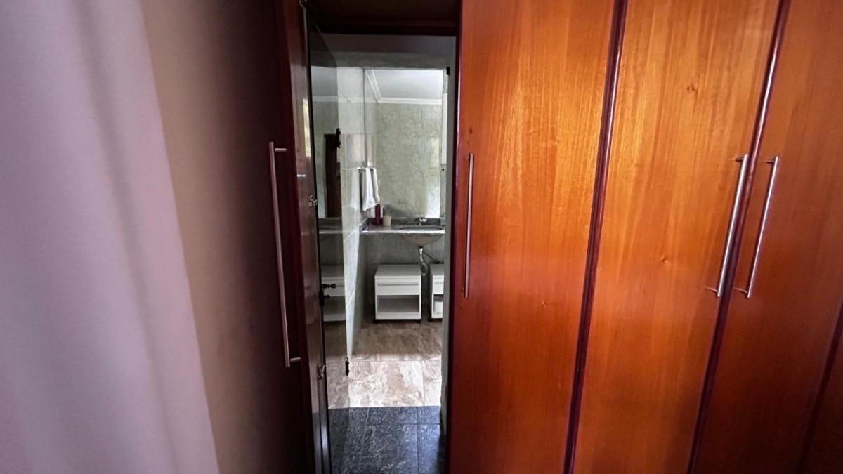 Casa, Santa Amélia, 4 Quartos, 15 Vagas, 1 Suíte