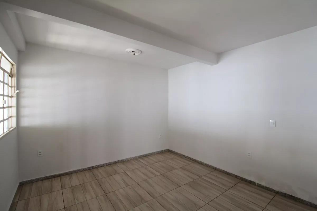 Casa, Santa Mônica, 4 Quartos, 1 Vaga, 1 Suíte