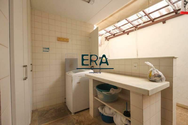 Casa, Serra, 4 Quartos, 5 Vagas, 1 Suíte