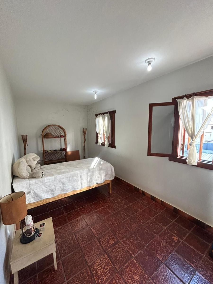 Casa Comercial, Castelo, 5 Quartos, 2 Vagas, 1 Suíte
