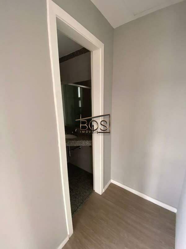 Andar, Funcionários, 0 Quarto, 5 Vagas