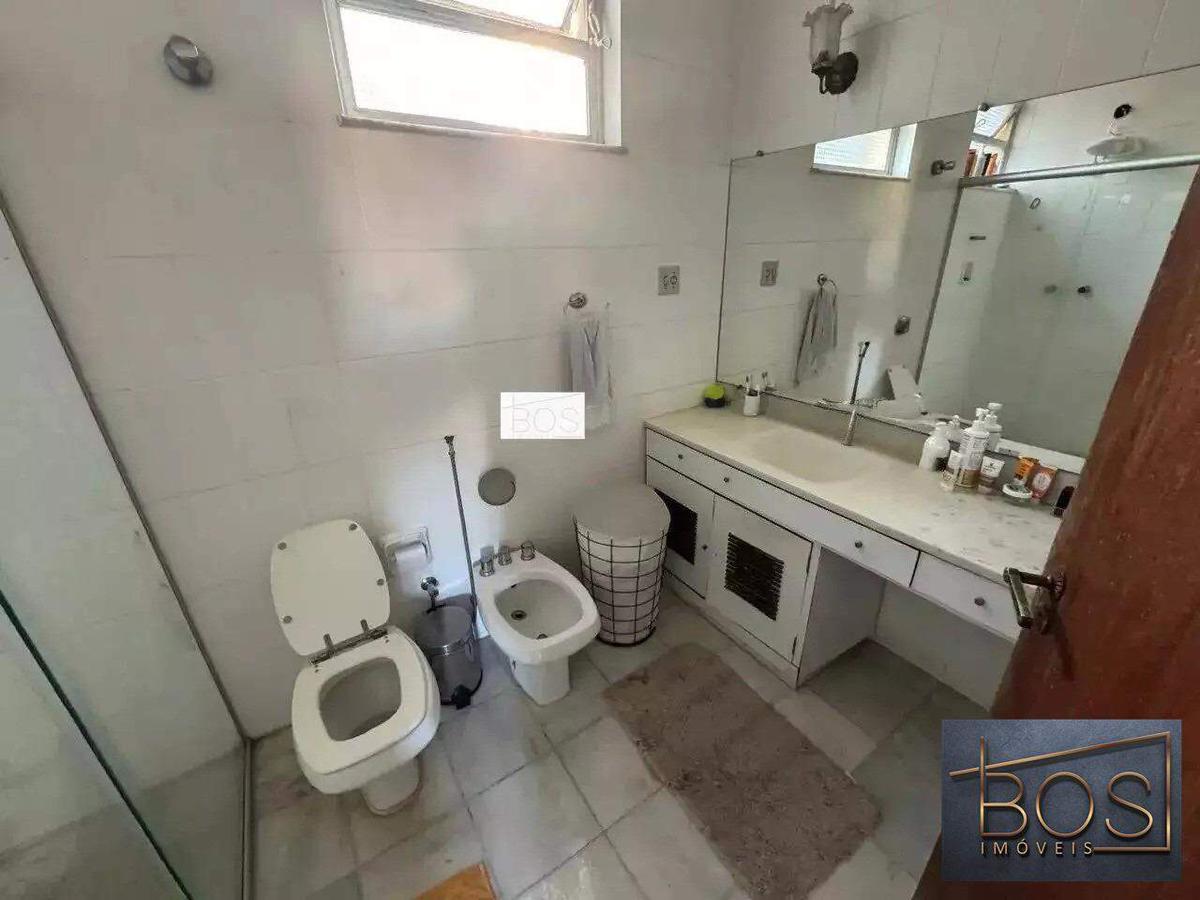 Casa, Cidade Jardim, 5 Quartos, 2 Vagas, 1 Suíte
