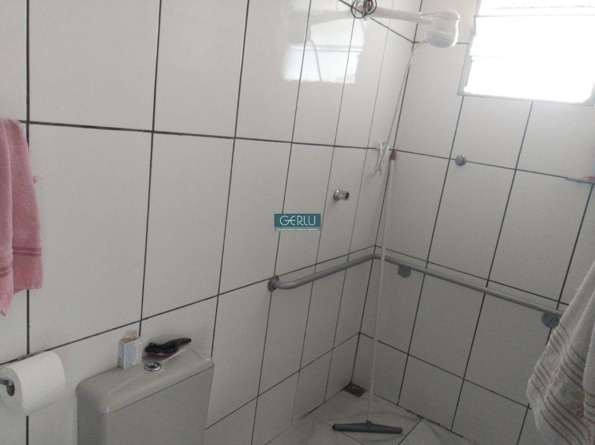 Casa, Bom Retiro, 5 Quartos, 2 Vagas, 1 Suíte