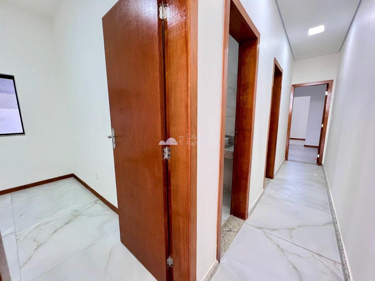 Casa, Conjunto Minascaixa, 3 Quartos, 2 Vagas, 1 Suíte