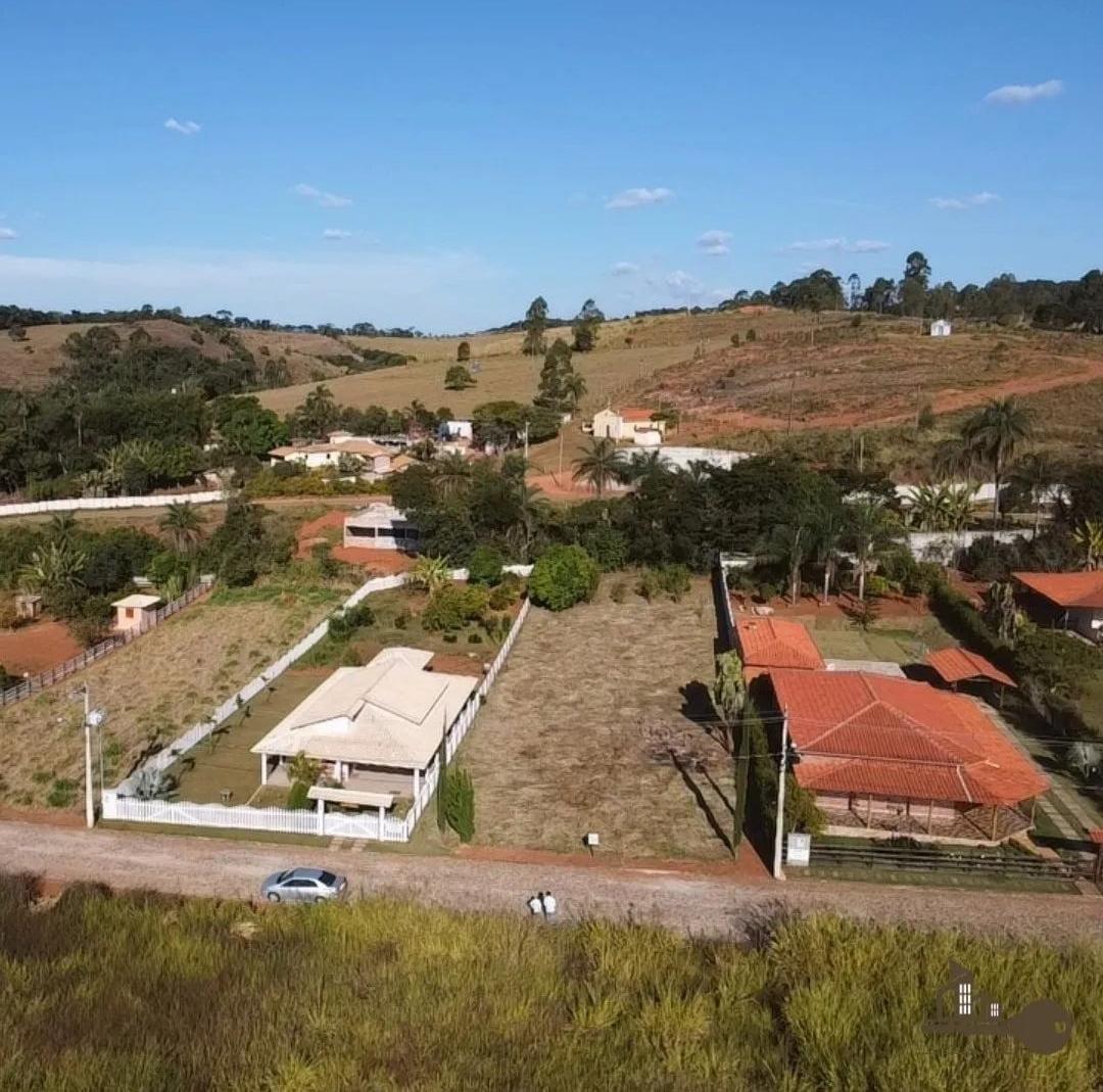 Lote, Centro, 0 Quarto, 0 Vaga