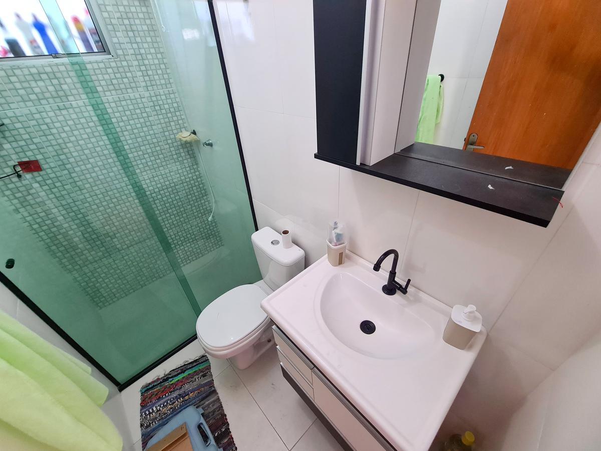 Casa, Ressaca, 2 Quartos, 1 Vaga