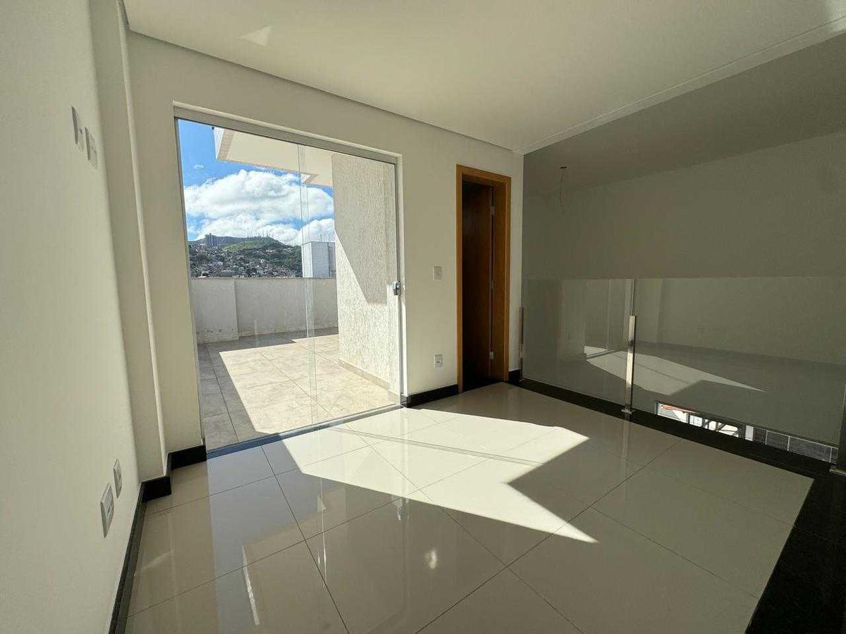 Cobertura, Vila Paris, 2 Quartos, 3 Vagas, 2 Suítes