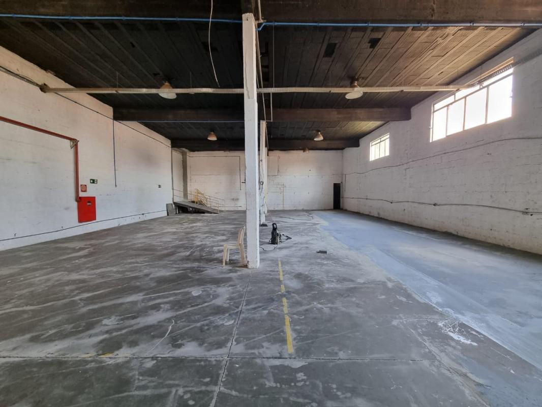 Galpão, Jardim Riacho das Pedras, 0 Quarto, 0 Vaga