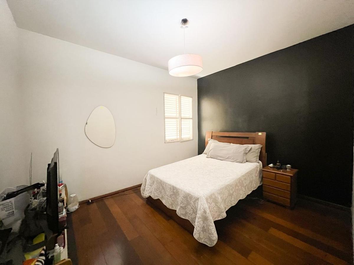 Casa, Serrano, 5 Quartos, 4 Vagas, 1 Suíte