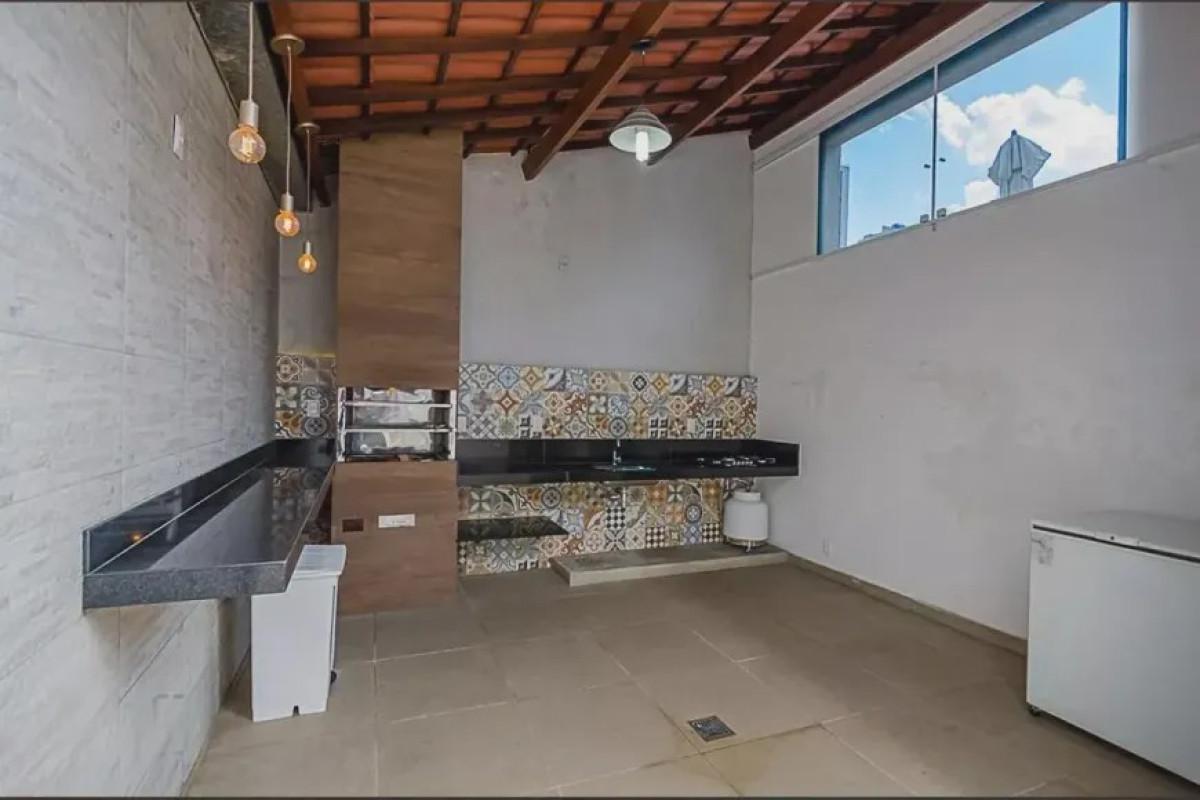 Cobertura, Luxemburgo, 5 Quartos, 2 Vagas, 2 Suítes