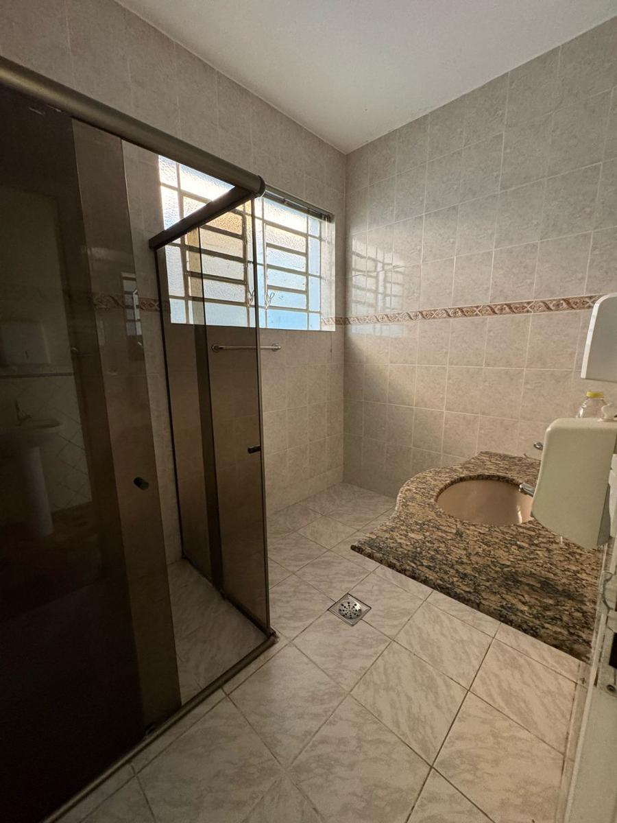 Casa, Colégio Batista, 3 Quartos, 1 Vaga
