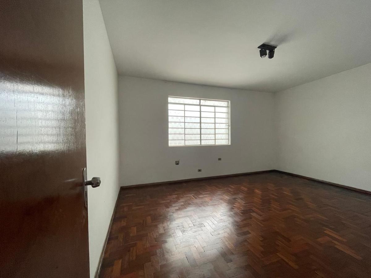 Casa, Cidade Nova, 3 Quartos, 4 Vagas, 1 Suíte