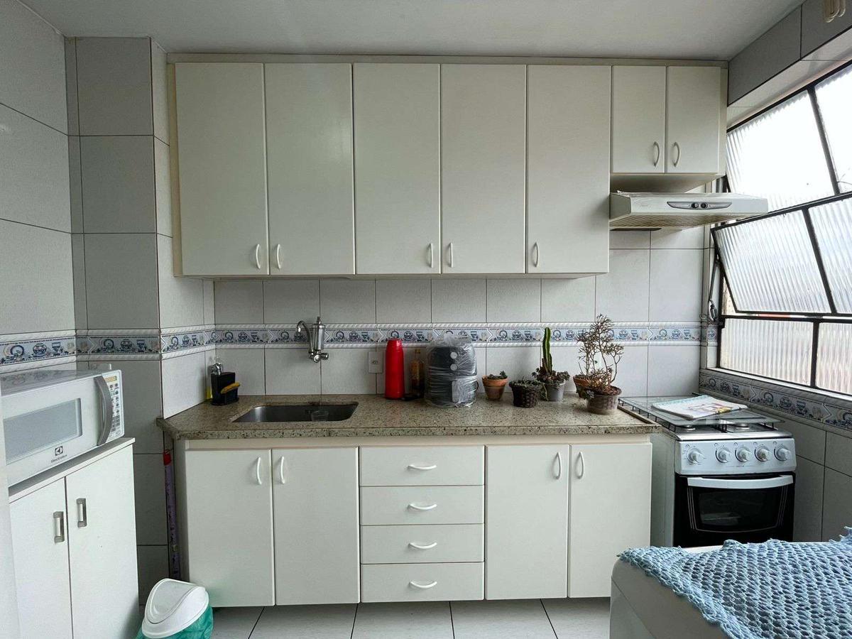 Apartamento, Floresta, 2 Quartos, 1 Vaga