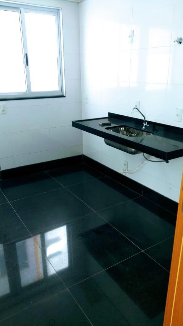 Apartamento, Serrano, 3 Quartos, 2 Vagas, 1 Suíte