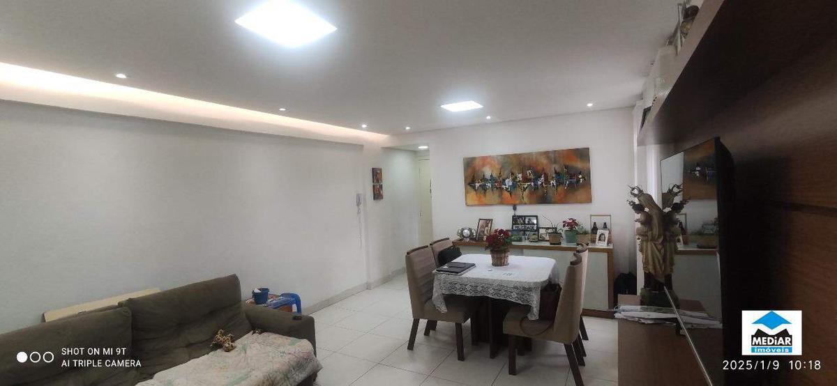 Apartamento, Sagrada Família, 3 Quartos, 1 Vaga